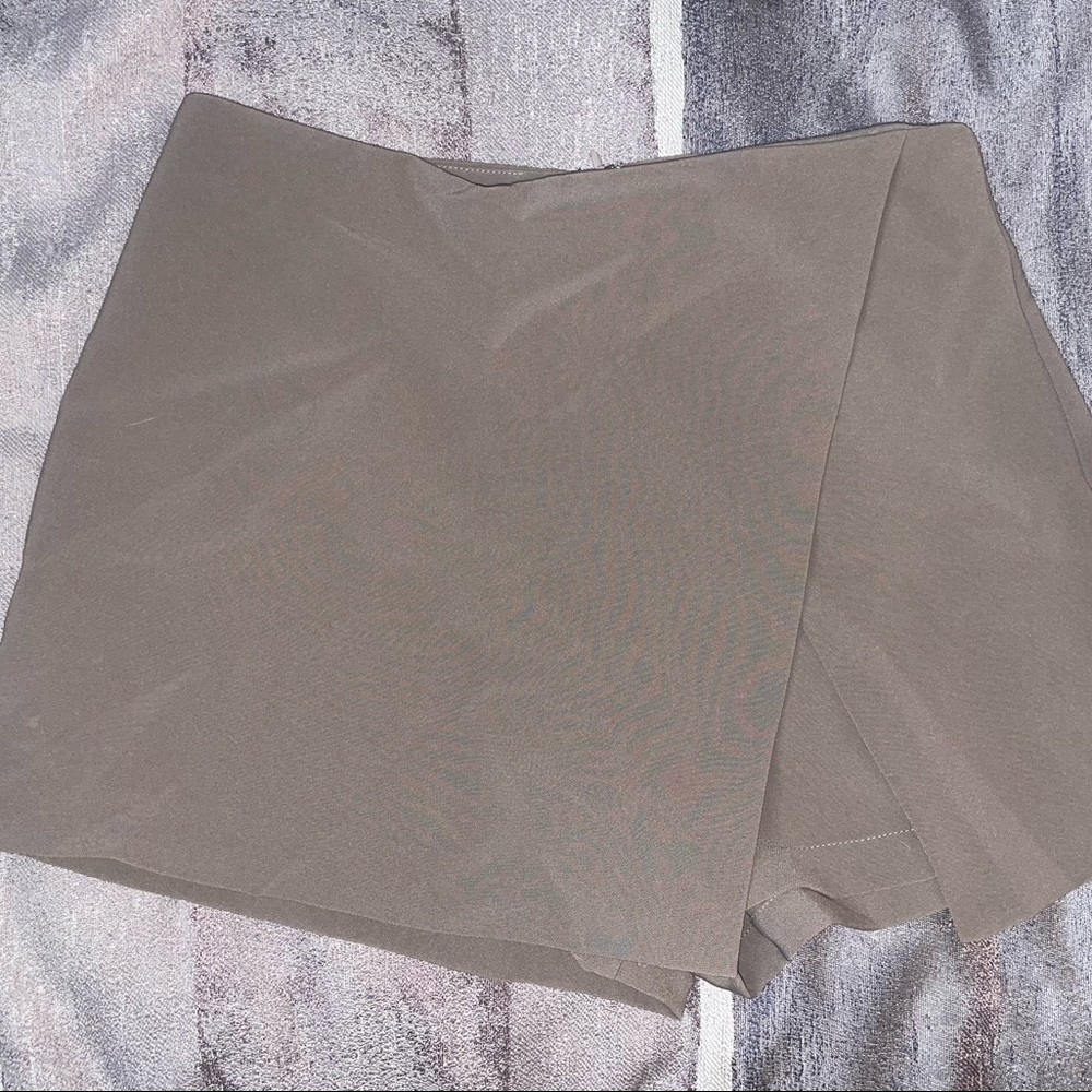 Boutique skort